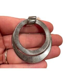 Vintage art deco circle pin silver tone